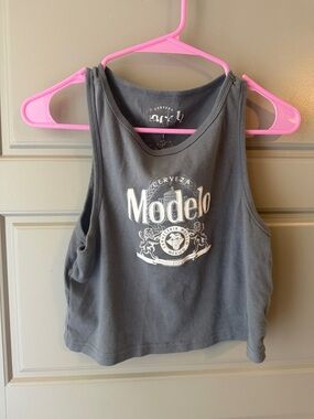 Modelo Graphic Charcoal Crop Tank Top
